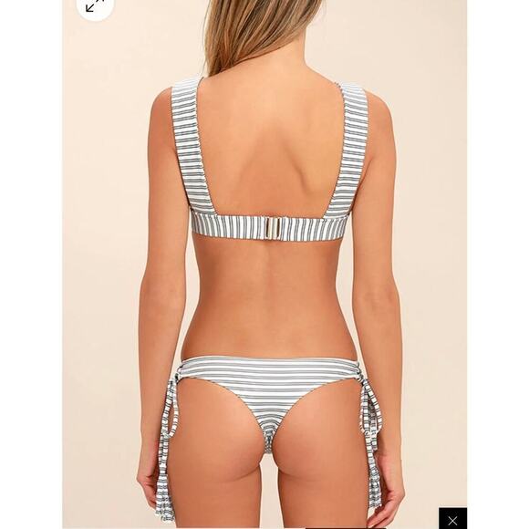 ELLEJAY Puka Black & White Striped String Bikini size s/m - Picture 9 of 13